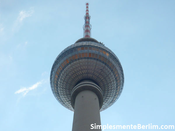 Berliner Fernsehturm (Torre de TV)